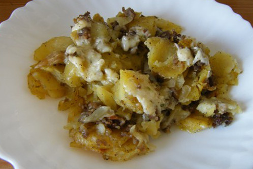 Картофель с фаршем в сметане из мультиварки, Рецепт приготовления